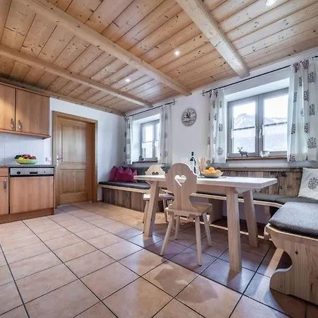 Am Lahnerbach Apartment *